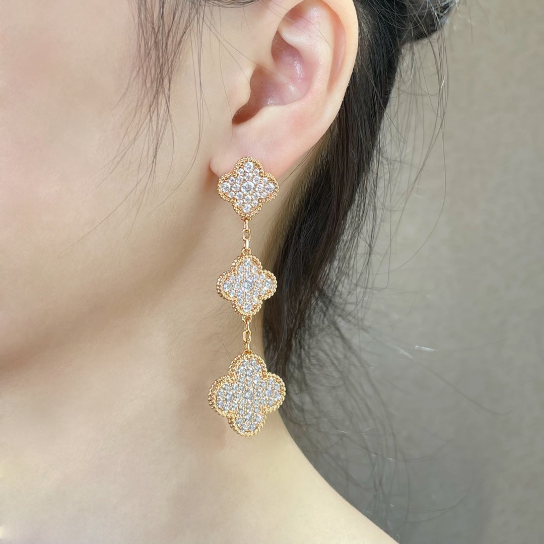[⭐Seralia]CLOVER 3 MOTIFS DIAMOND PAVED ROSE GOLD EARRINGS