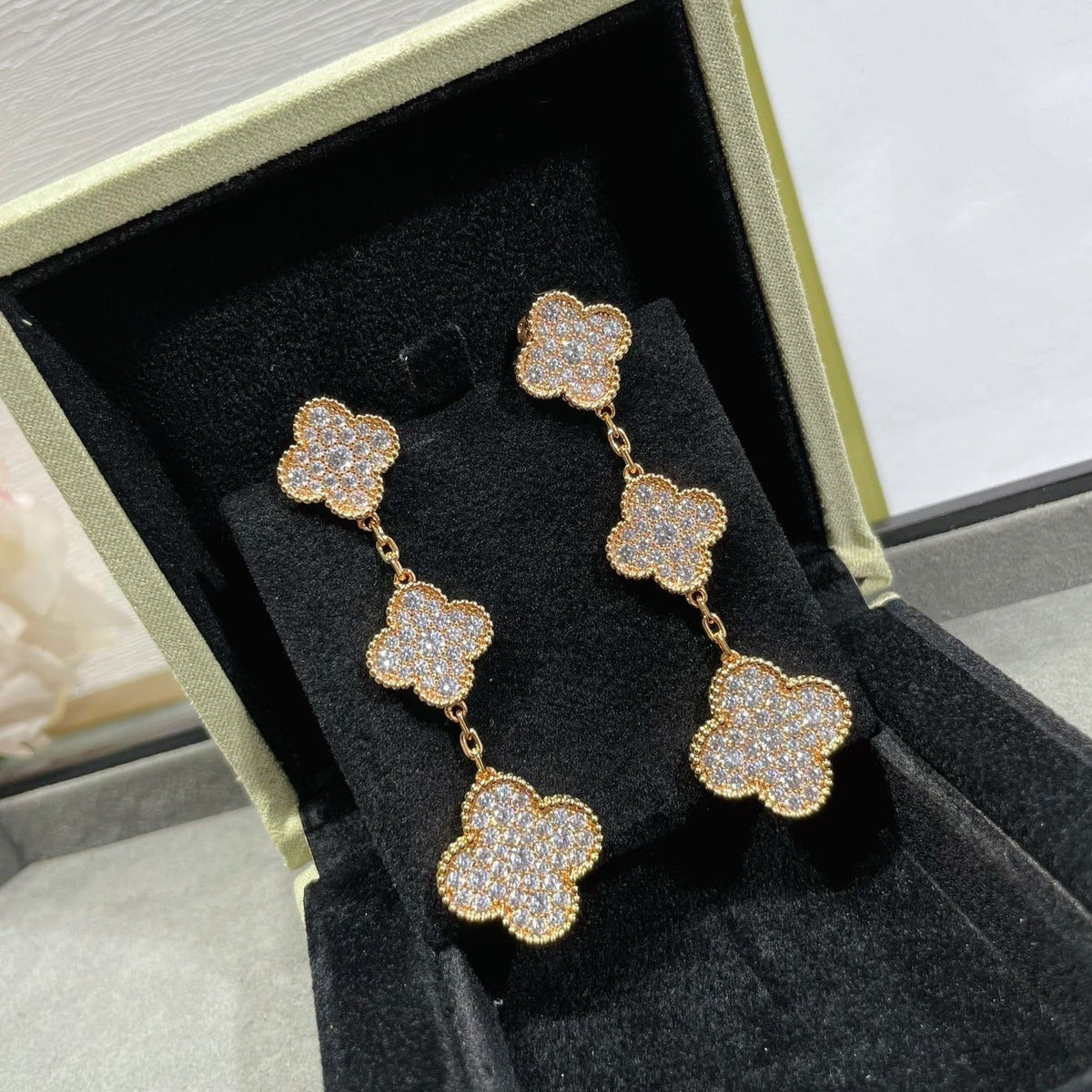 [⭐Seralia]CLOVER 3 MOTIFS DIAMOND PAVED ROSE GOLD EARRINGS
