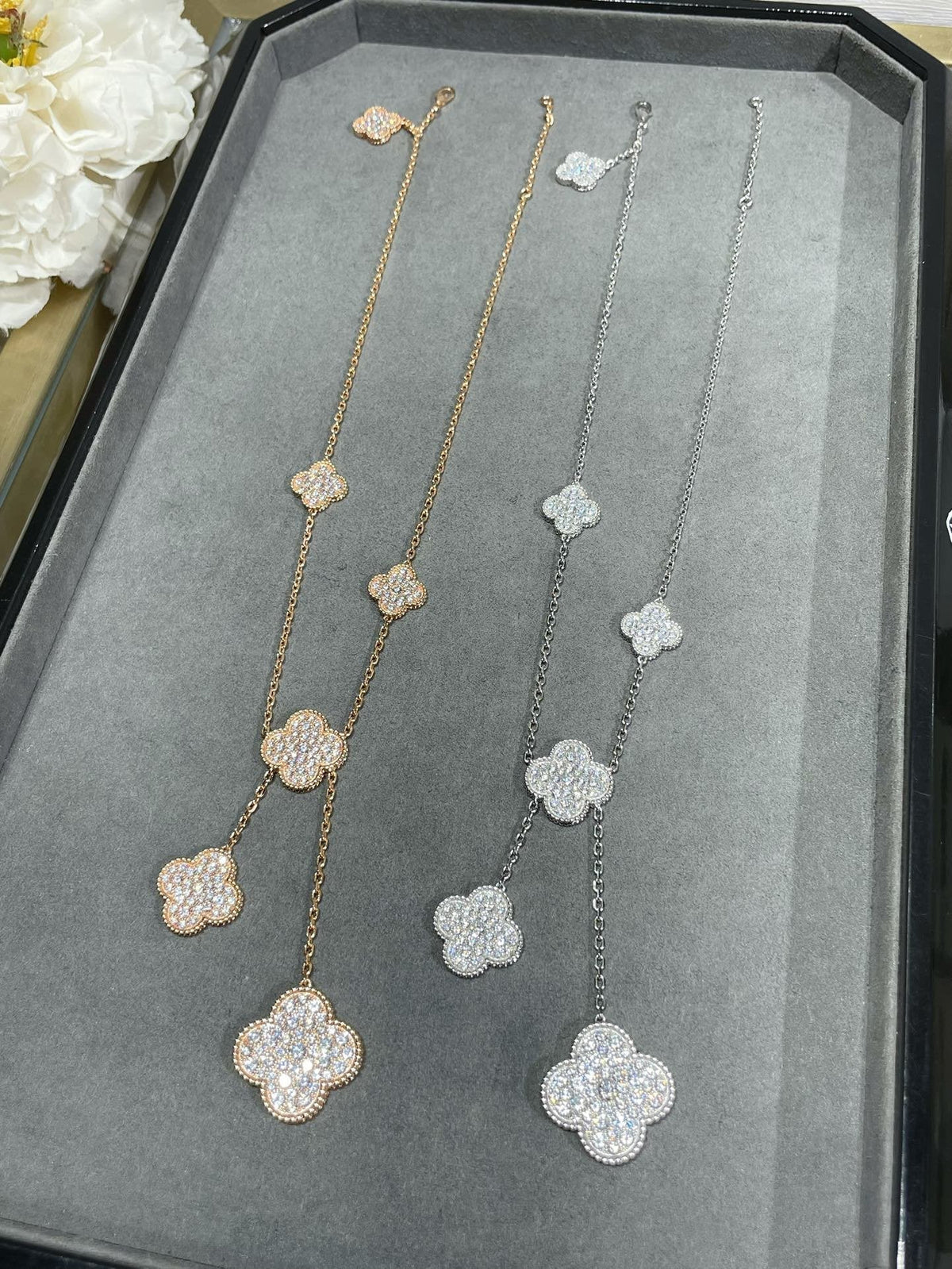 [⭐Seralia]CLOVER 6 MOTIF DIAMOND PAVED NECKLACE
