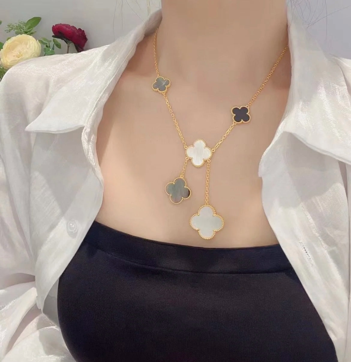 [⭐Seralia]CLOVER 6 MOTIF MOP ONYX GOLD NECKLACE