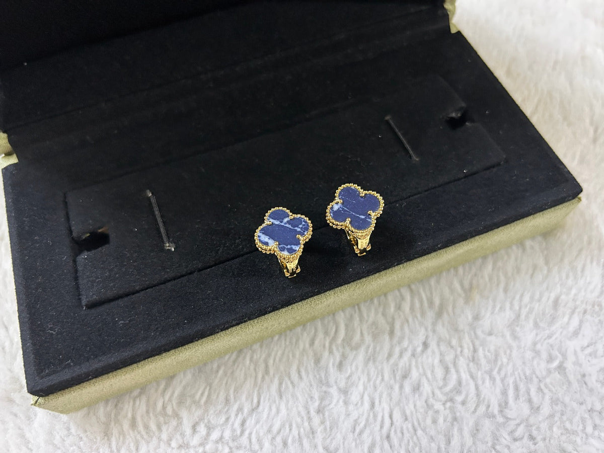 [⭐Seralia]CLOVER PIETERSITE MEDIUM STUD EARRINGS
