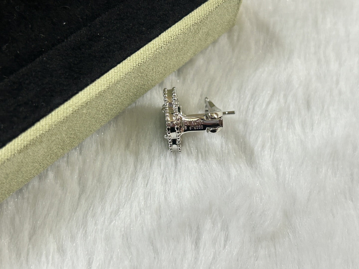 [⭐Seralia]CLOVER PIETERSITE MEDIUM STUD EARRINGS