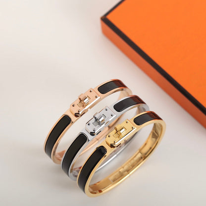 [⭐Seralia]HM KELLY BLACK BRACELET