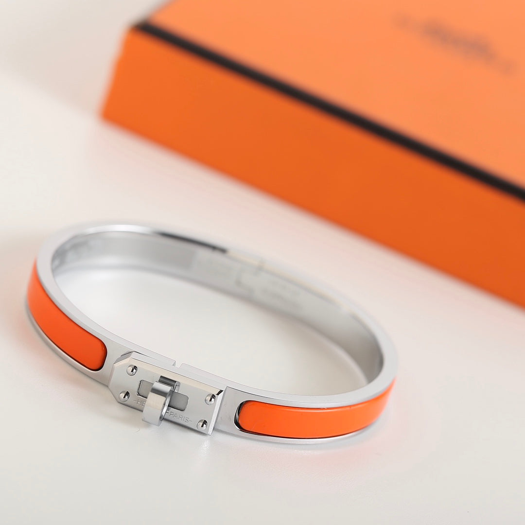 [⭐Seralia]HM KELLY ORANGE BRACELET