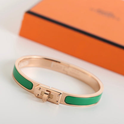 [⭐Seralia]HM KELLY GREEN BRACELET