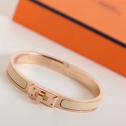 [⭐Seralia]HM KELLY BEIGE BRACELET