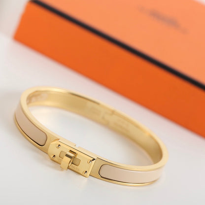 [⭐Seralia]HM KELLY BEIGE BRACELET