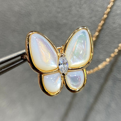 [⭐Seralia]BUTTERFLY MOP DIAMOND NECKLACE