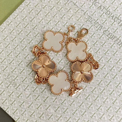 [⭐Seralia]CLOVER WHITE PEARL MOP 5 MOTIF BRACELET COLLECTION