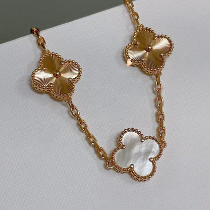 [⭐Seralia]CLOVER WHITE PEARL MOP 5 MOTIF BRACELET COLLECTION