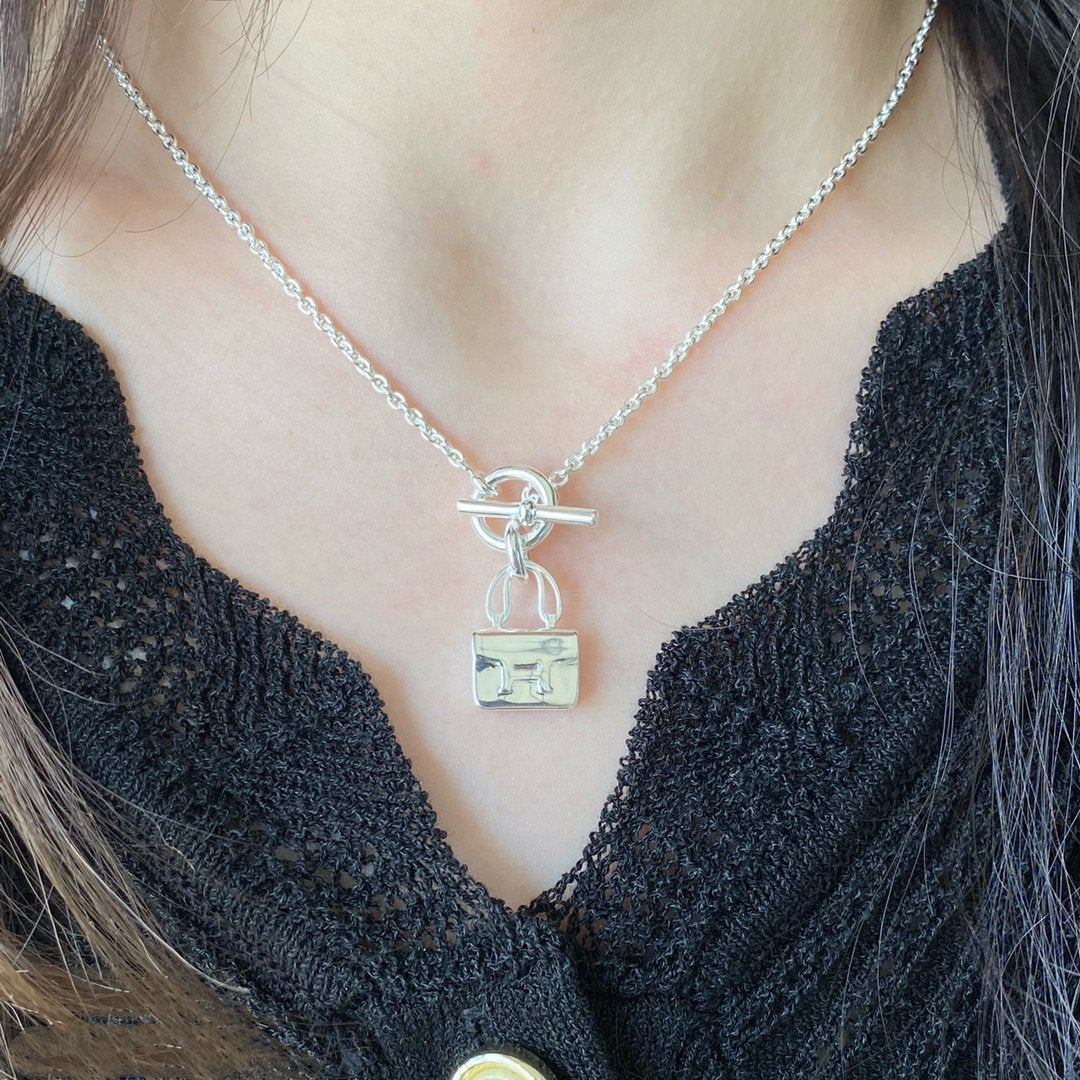 [⭐Seralia]CONSTANCE PEDANT SILVER NECKLACE