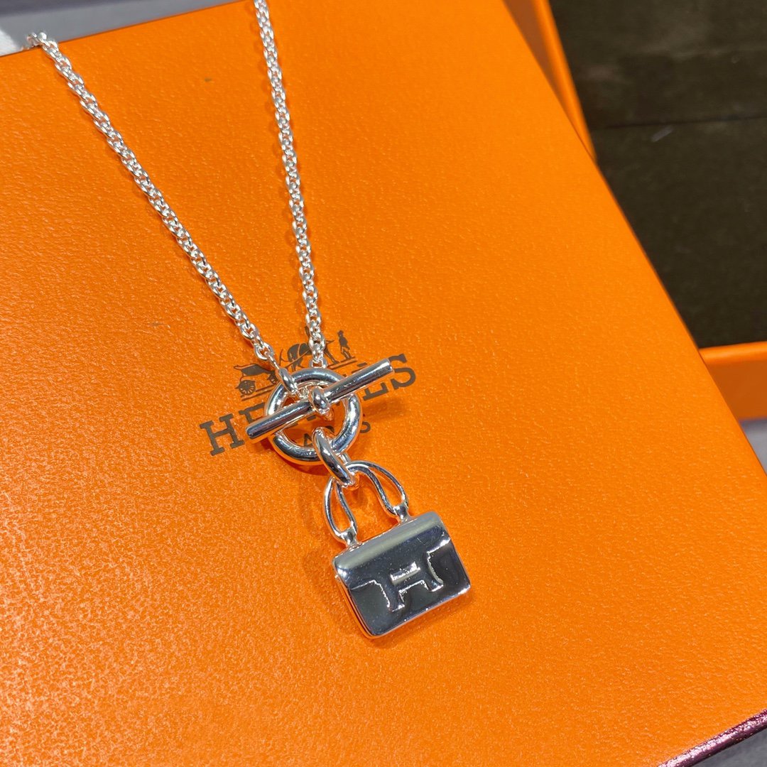 [⭐Seralia]CONSTANCE PEDANT SILVER NECKLACE