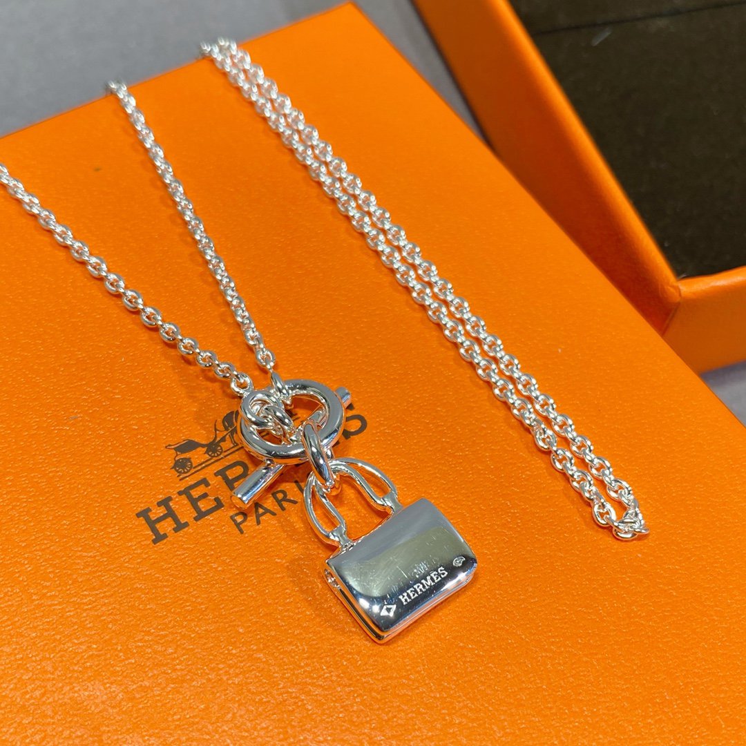 [⭐Seralia]CONSTANCE PEDANT SILVER NECKLACE