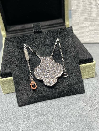 [⭐Seralia]CLOVER 25MM LARGE PENDANT DIAMOND PAVED SILVER NECKLACE
