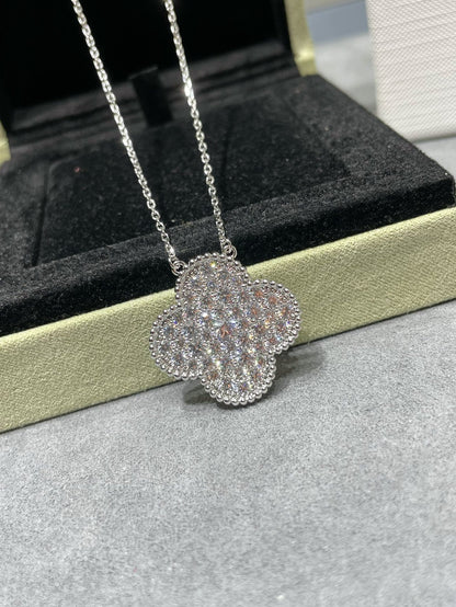 [⭐Seralia]CLOVER 25MM LARGE PENDANT DIAMOND PAVED SILVER NECKLACE