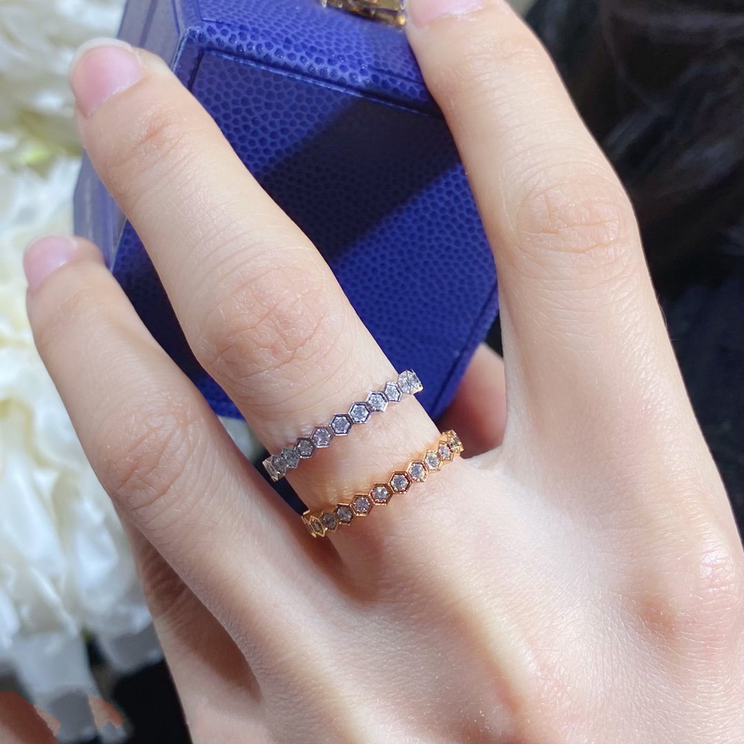 [⭐Seralia]BEE LOVE DIAMOND PAVED SMALL RING
