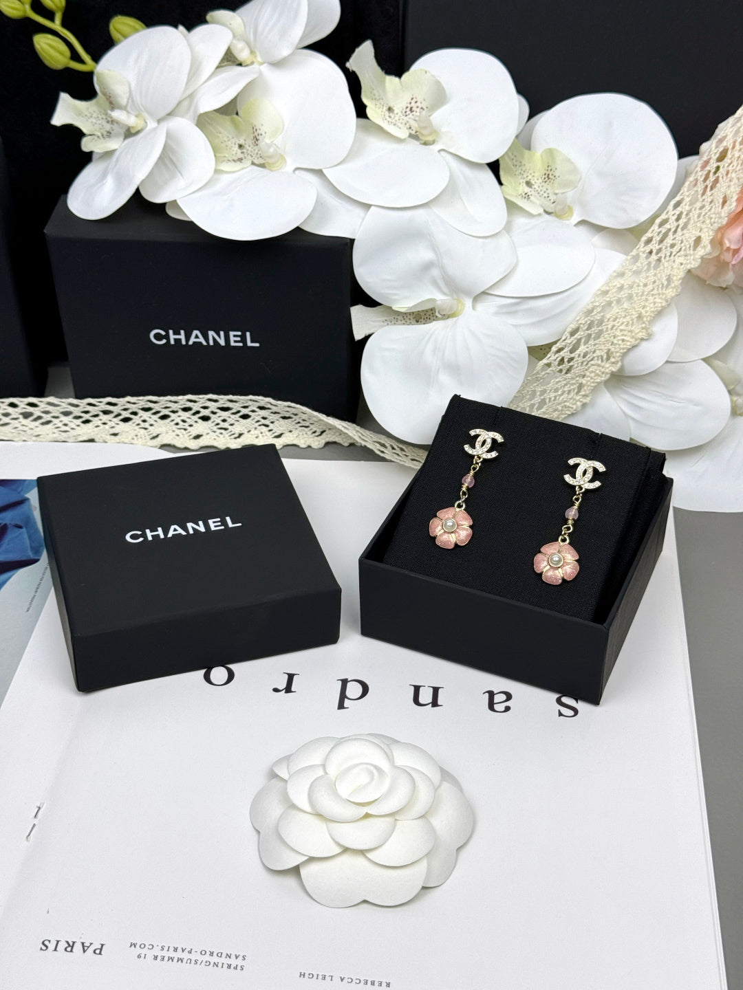 [⭐Seralia]26C Pink Camellia Enamel Pendant with Double C Earrings