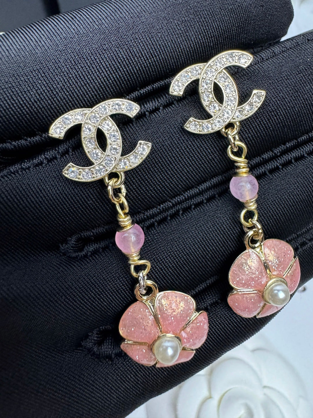 [⭐Seralia]26C Pink Camellia Enamel Pendant with Double C Earrings