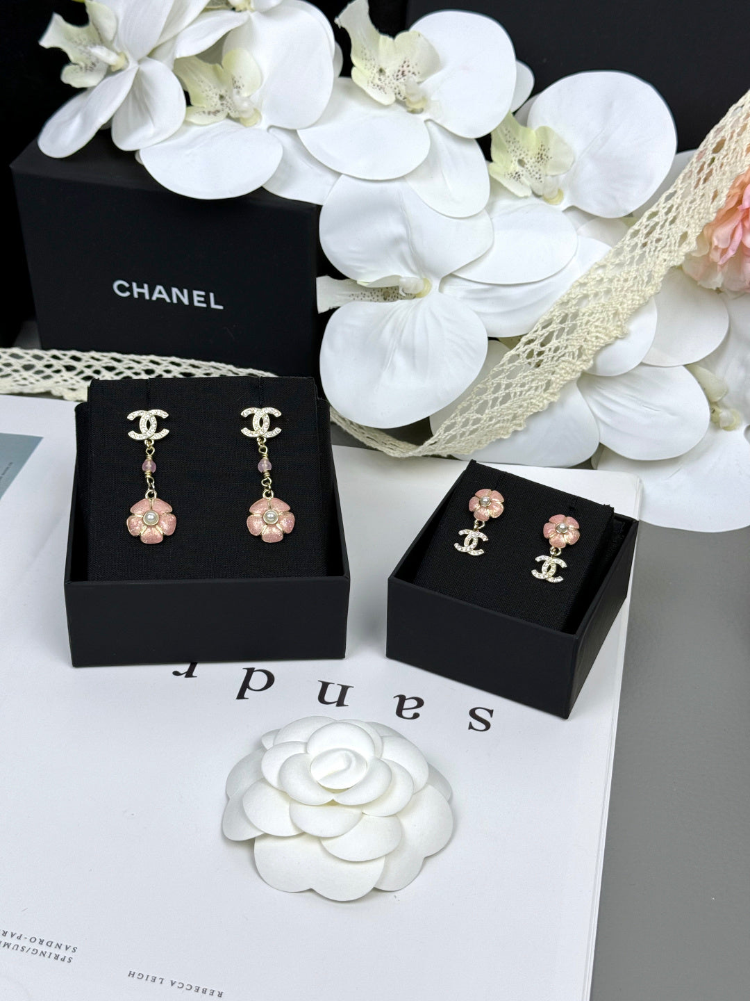 [⭐Seralia]26C Pink Camellia Enamel Pendant with Double C Earrings