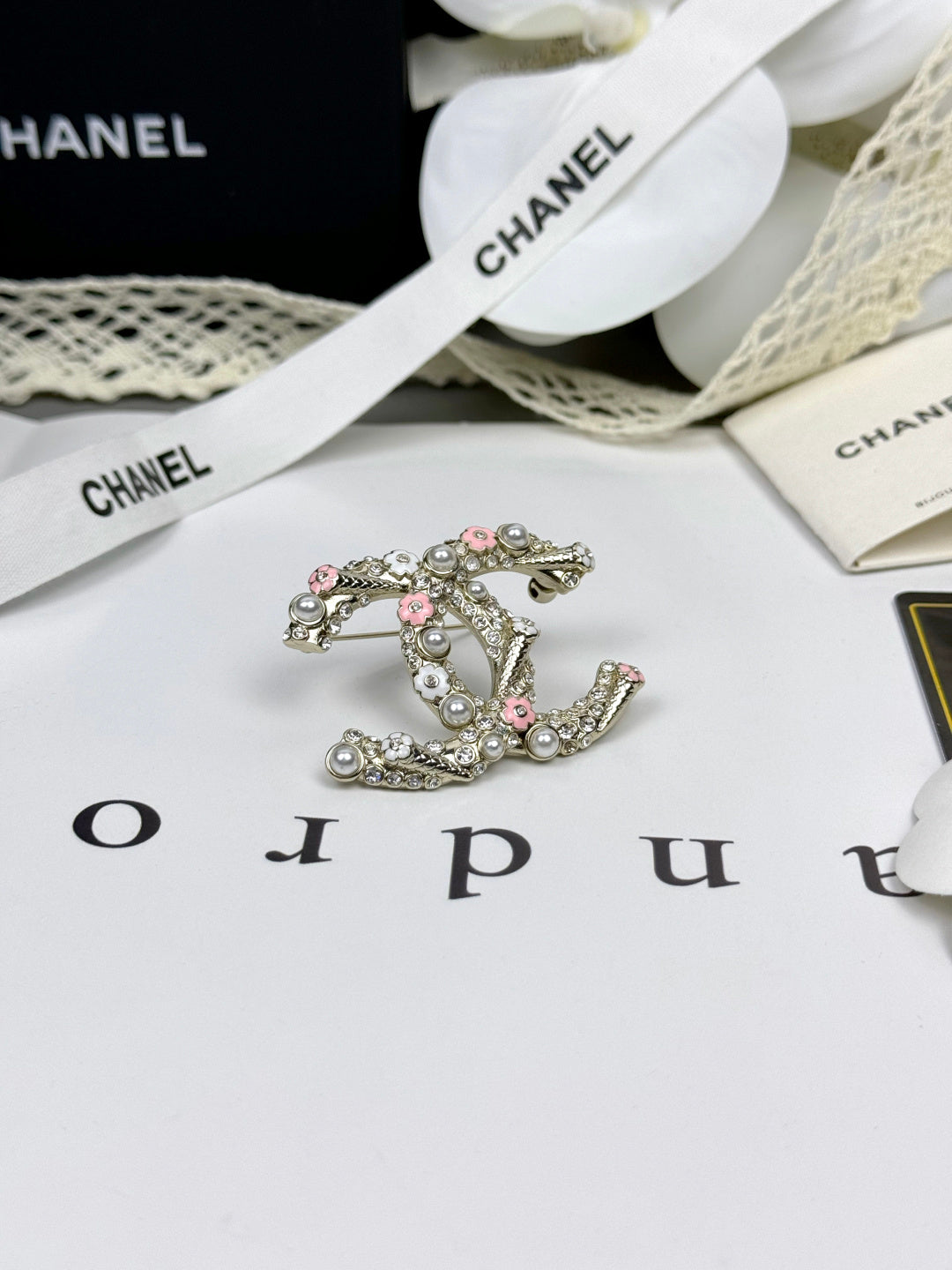 [⭐Seralia]26C Pink-White Enamel Ice Cream Cone Double C Brooch