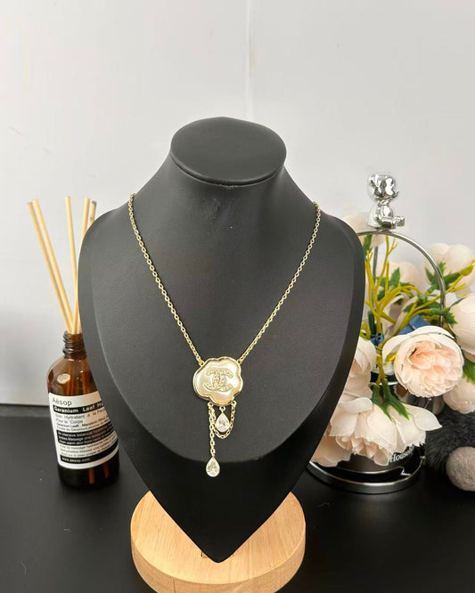 [⭐Seralia]Cloud Pearl Mother-of-Pearl Diamond Chain Pendant Necklace
