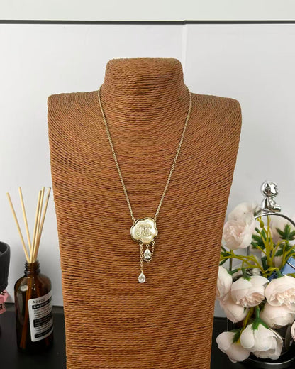 [⭐Seralia]Cloud Pearl Mother-of-Pearl Diamond Chain Pendant Necklace