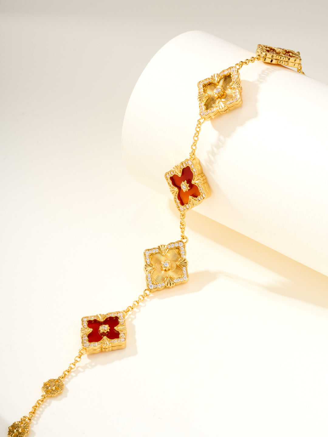 [⭐Seralia]B.C.L ENAMELED Five-Flower Bracelet（Various Colors) BIG SIZE