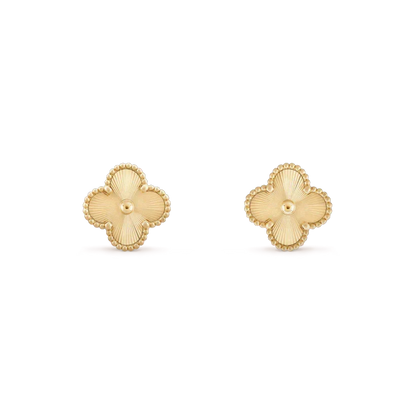 [⭐Seralia]CLOVER MINI 9.5MM LASER EARRINGS
