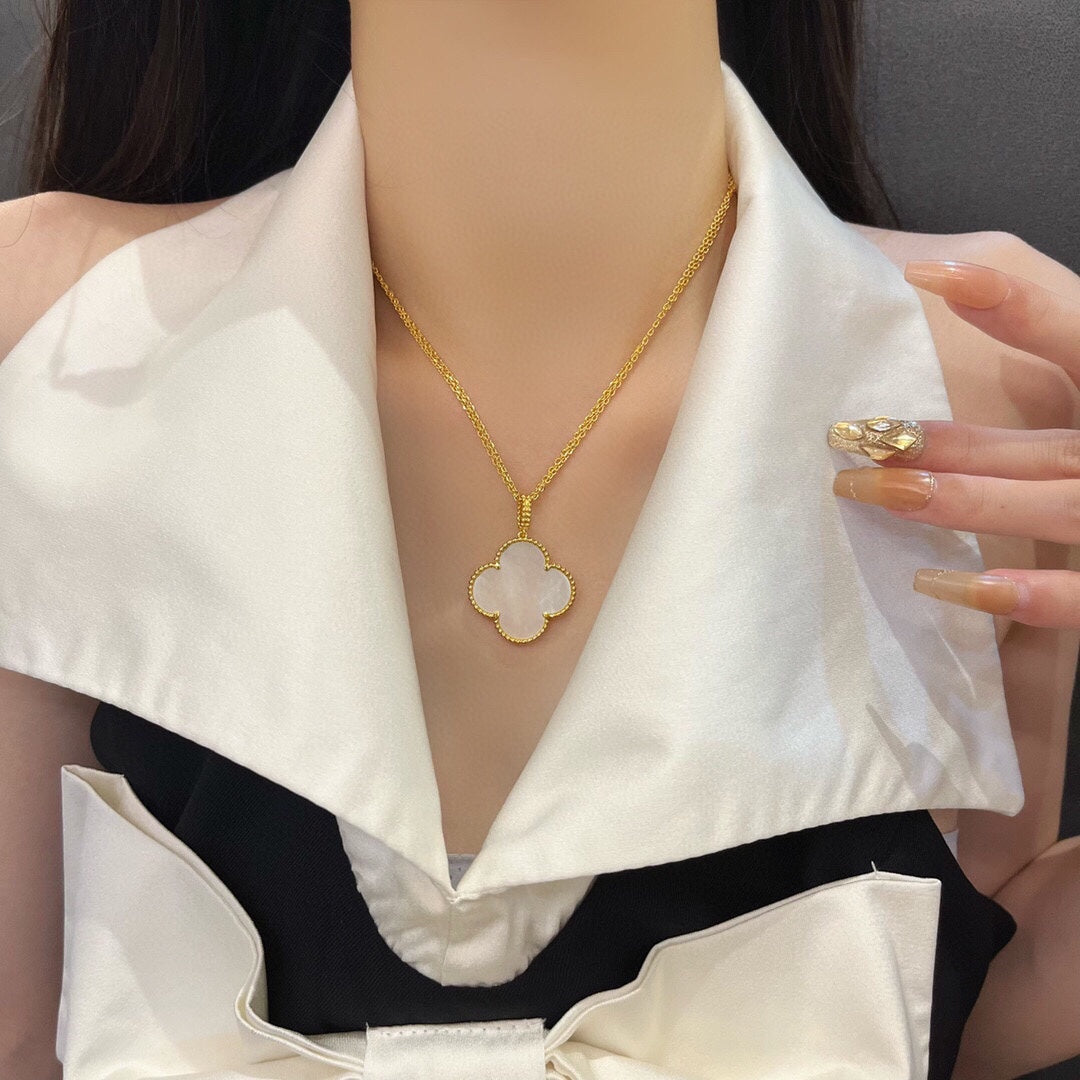 [⭐Seralia]CLOVER 25MM MOP LARGE PENDANT NECKLACE