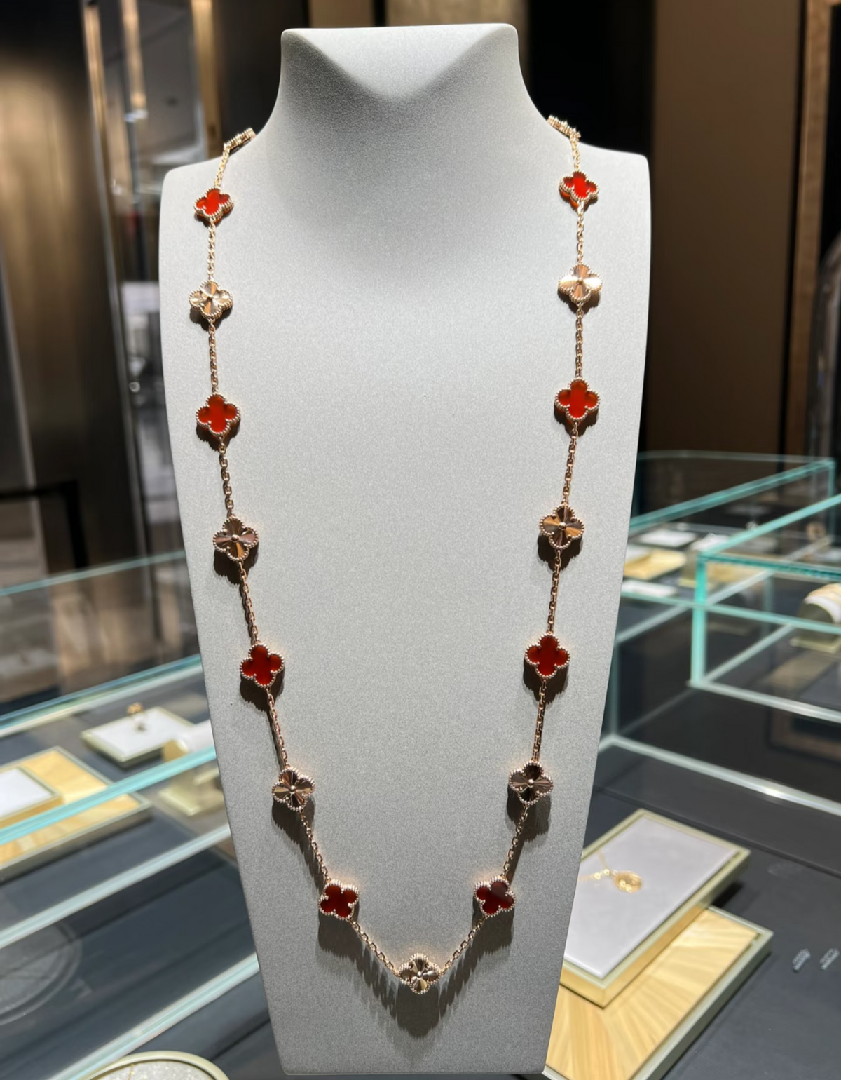 [⭐Seralia]CLOVER 20 MOTIFS LASER CARNELIAN NECKLACE