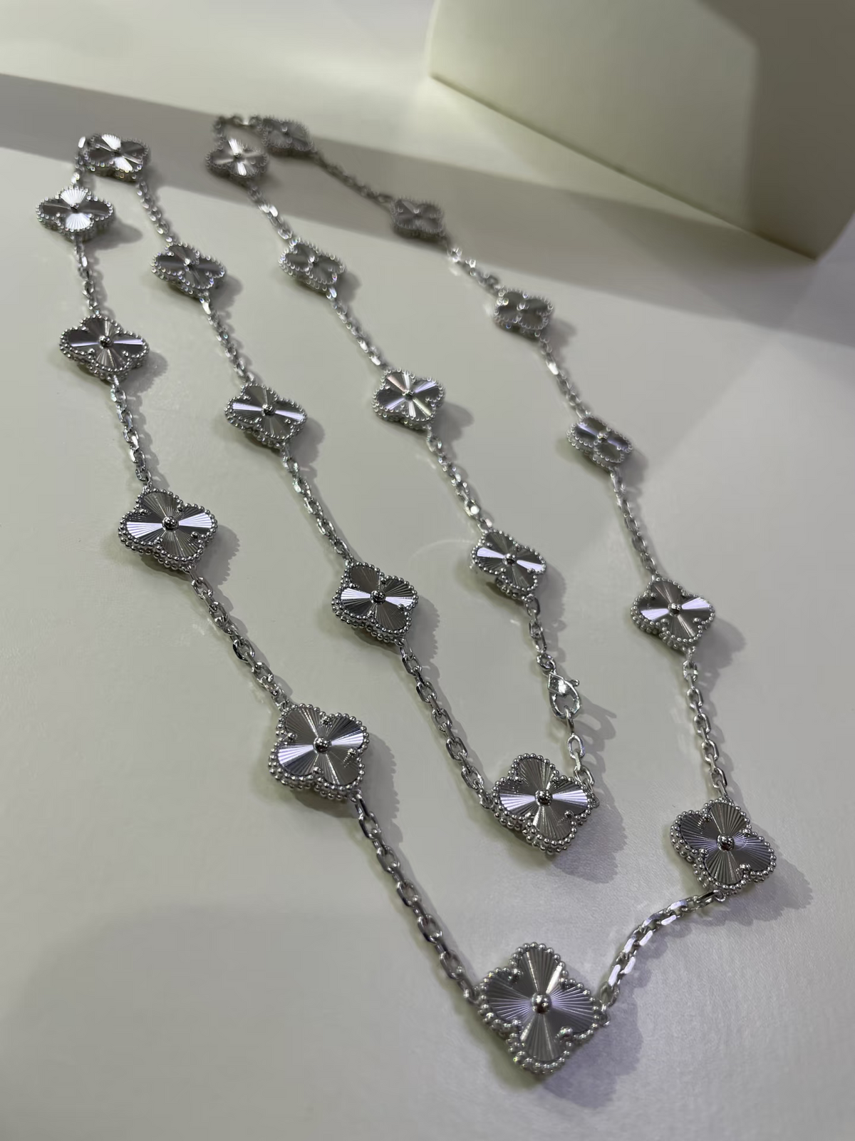 [⭐Seralia]CLOVER 20 MOTIFS SILVER LASER