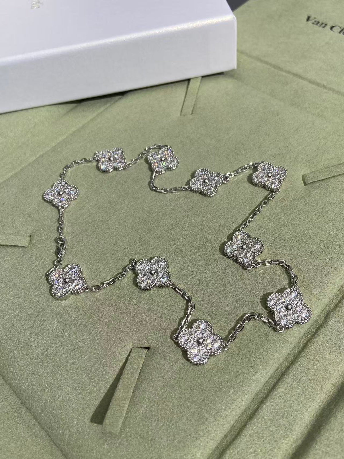 [⭐Seralia]CLOVER 10 MOTIFS  FULL DIAMOND NECKLACE