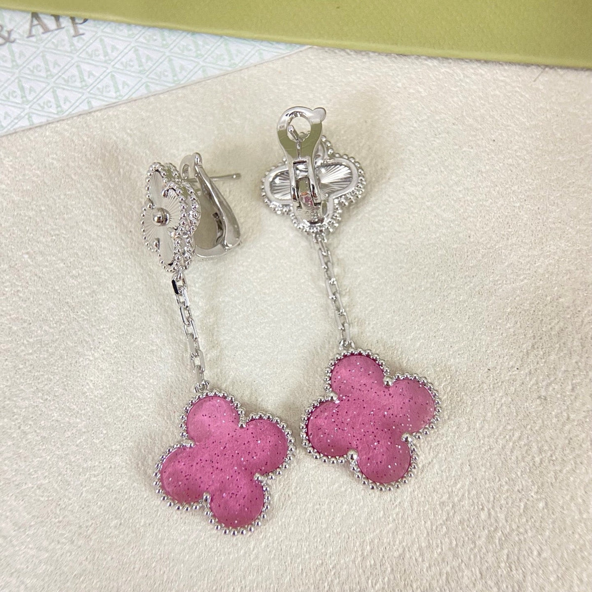 [⭐Seralia]2026 NEW CLOVER 2 MOTIF  BUBBLE PINK ENAMEL