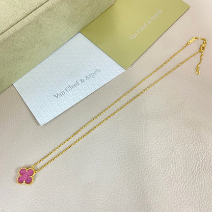 [⭐Seralia]15MM BUBBLE PINK ENAMEL SINGLE-FLOWER FOUR-LEAF CLOVER NECKLACE