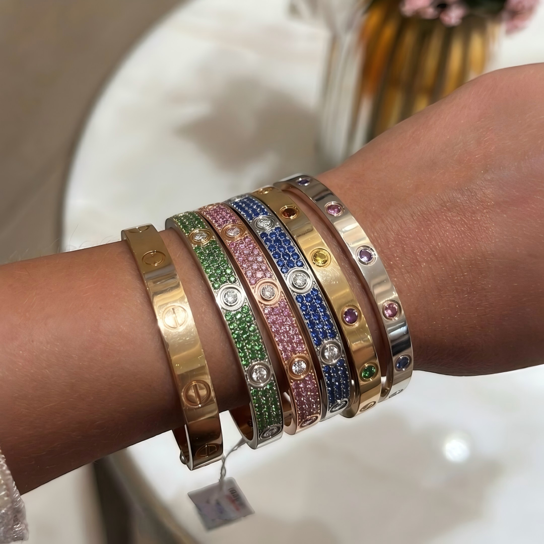 [⭐Seralia]2026 PAVE GEMSTONE LOVE BRACELET 6.1MM 10 DIAMONDS