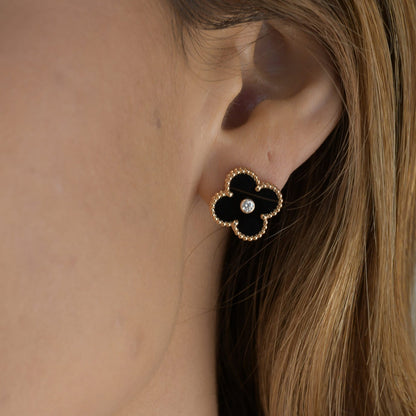 [⭐Seralia]CLOVER MEDIUM 1 MOTIFS ONYX DIAMOND EARRINGS