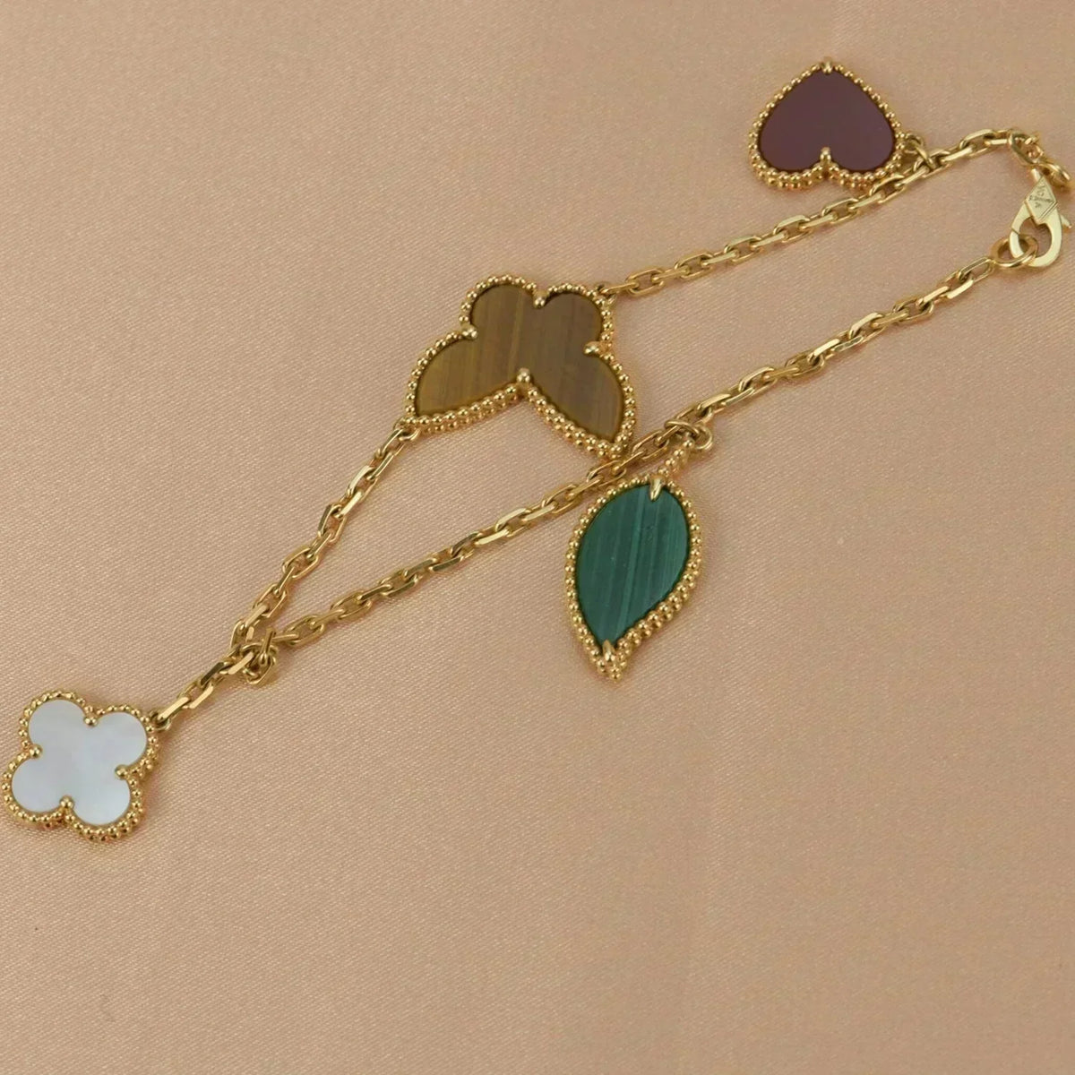 [⭐Seralia]LUCKY SPRING 5 MOTIF GOLD BRACELET