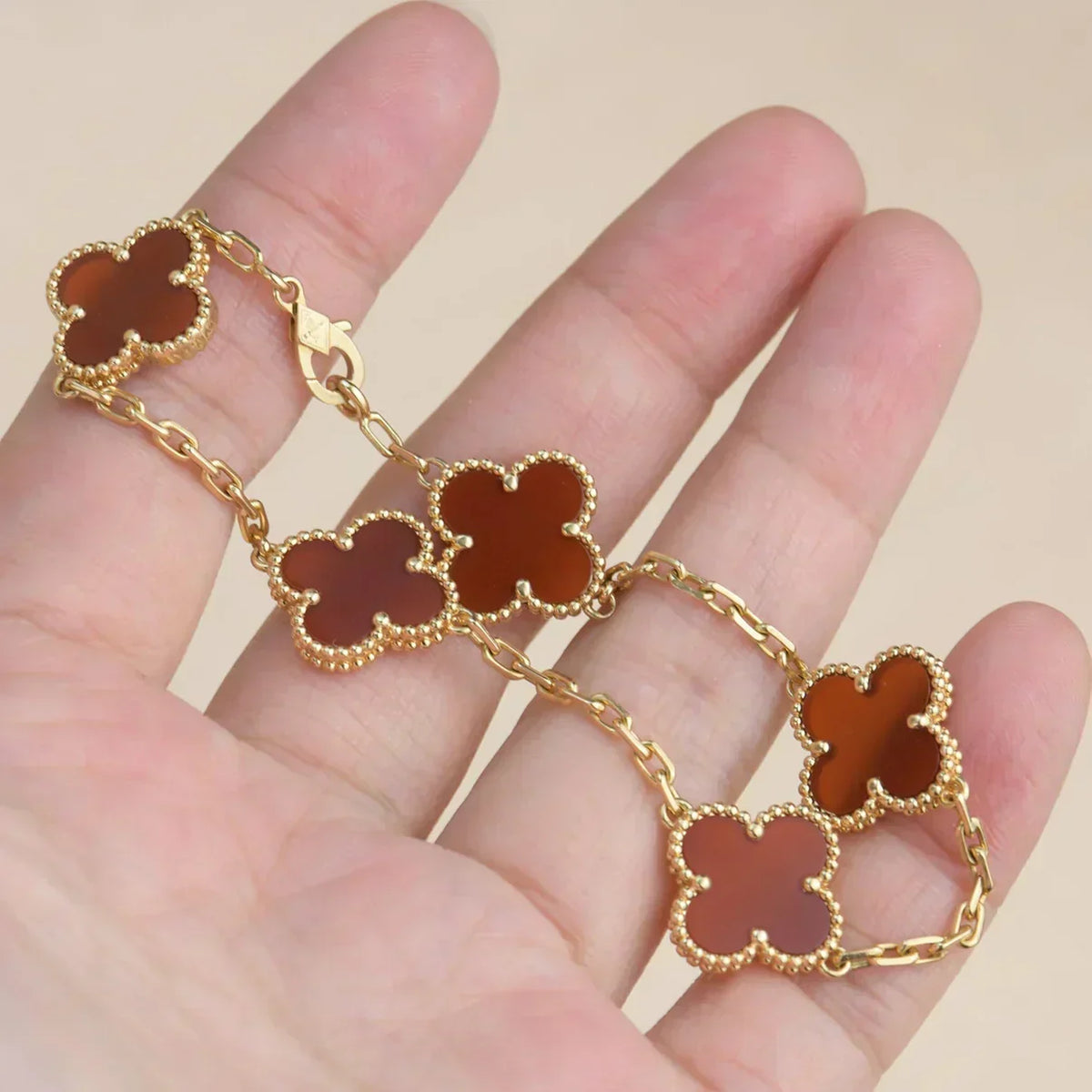 [⭐Seralia] CLOVER 5 MOTIF RED CORNELIAN BRACELET COLLECTION