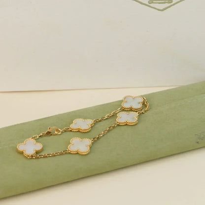 [⭐Seralia]CLOVER WHITE PEARL MOP 5 MOTIF BRACELET COLLECTION