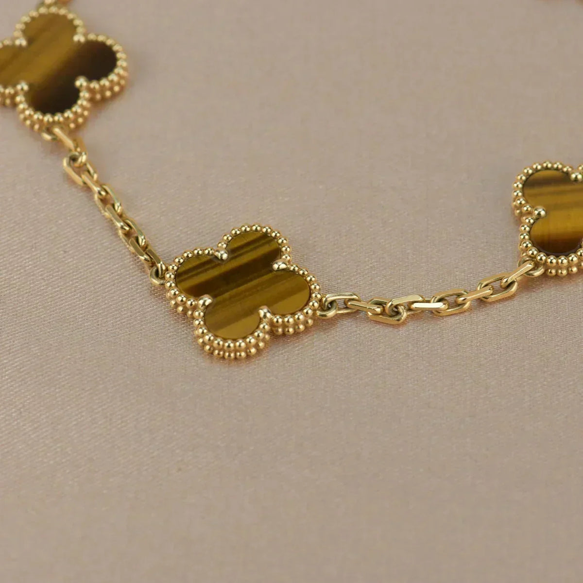 [⭐Seralia] CLOVER 5 MOTIFS TIGER EYE BRACELET COLLECTION
