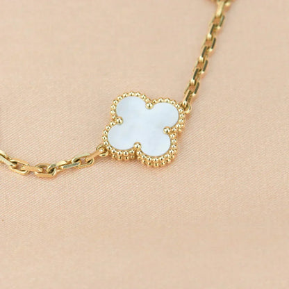 [⭐Seralia]CLOVER WHITE PEARL MOP 5 MOTIF BRACELET COLLECTION