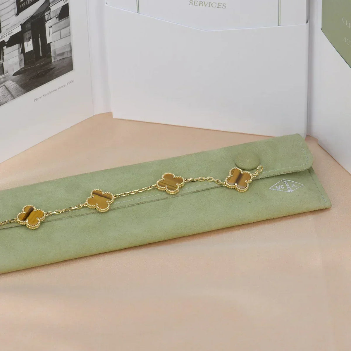 [⭐Seralia] CLOVER 5 MOTIFS TIGER EYE BRACELET COLLECTION