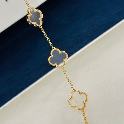 [⭐Seralia]CLOVER 5 MOTIF ROCK CRYSTAL BRACELET