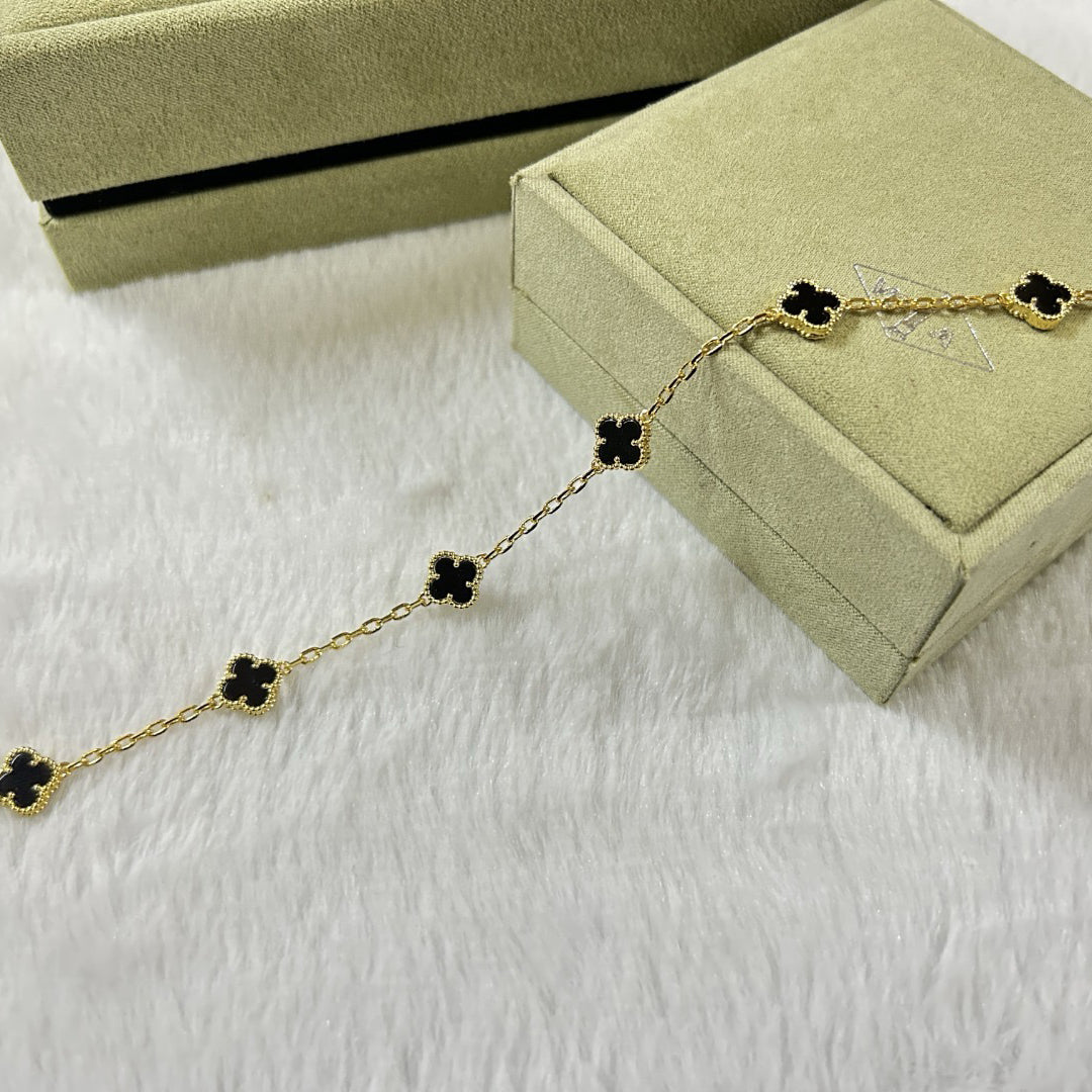 [⭐Seralia]CLOVER 6 MOTIF  ONYXS BRACELET