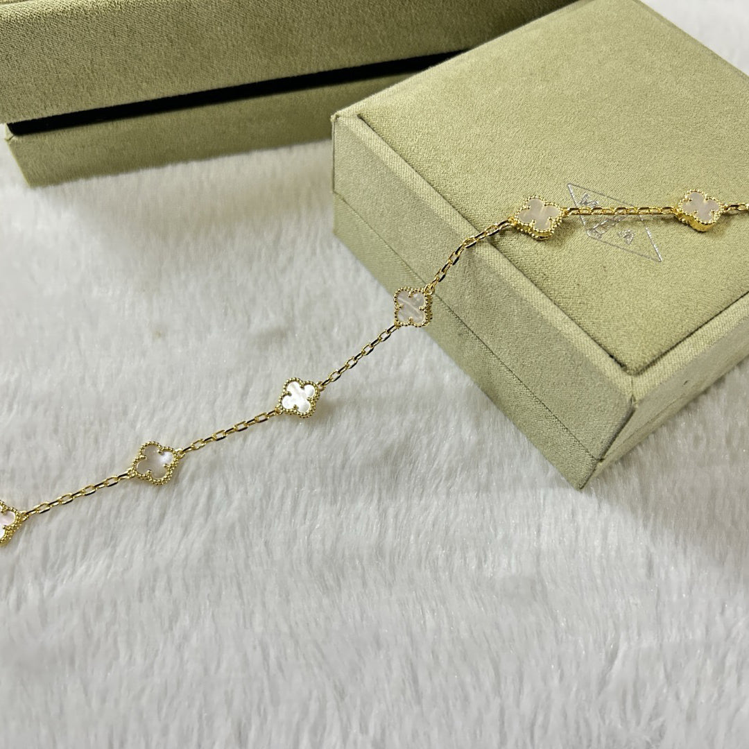 [⭐Seralia]CLOVER 6 MOTIF WHITE MOP BRACELET