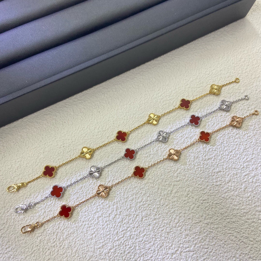[⭐Seralia]CLOVER 6 MOTIF RED AGATE LASER BRACELET