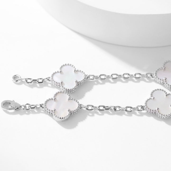 [⭐Seralia]CLOVER 10 MOTIFS WHITE MOTHER OF PEARL NECKLACE