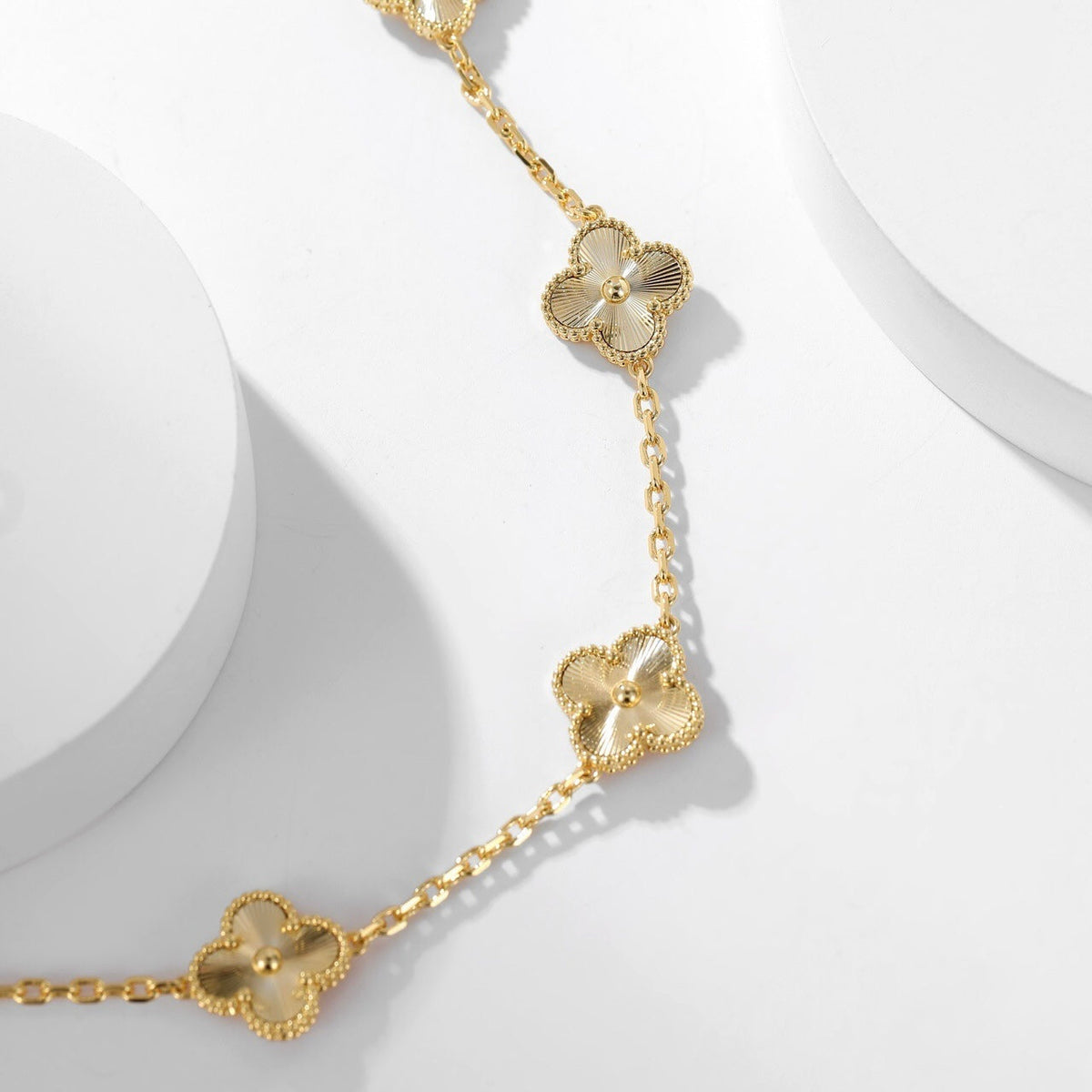 [⭐Seralia]CLOVER 10 MOTIFS LASER NECKLACE