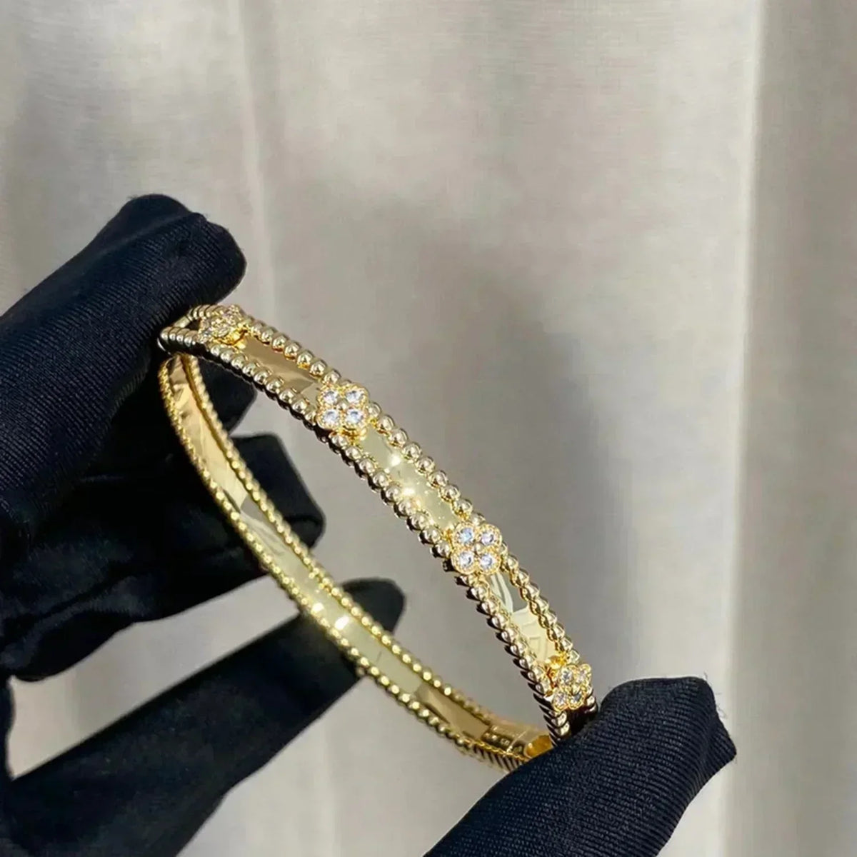 [⭐Seralia]CLOVER BRACELET 4MM DIAMONDS