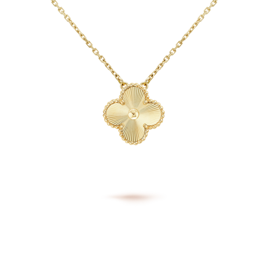 [⭐Seralia]CLOVER 15MM LASER NECKLACE AND BOX